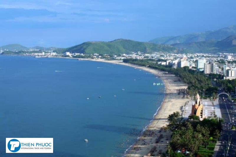 Bãi biển đẹp nhất Nha Trang