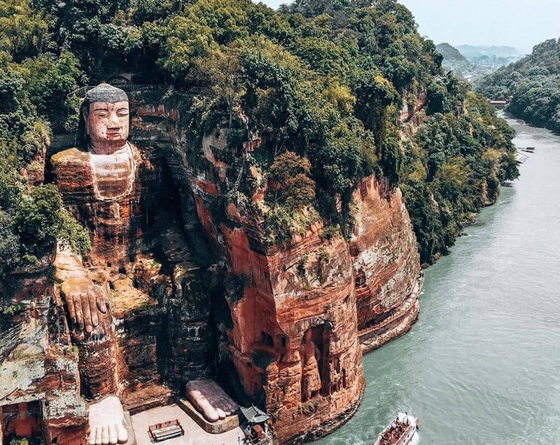Ghé thăm bức tượng Lạc Sơn Đại Phật ở Tứ Xuyên, Trung Quốc